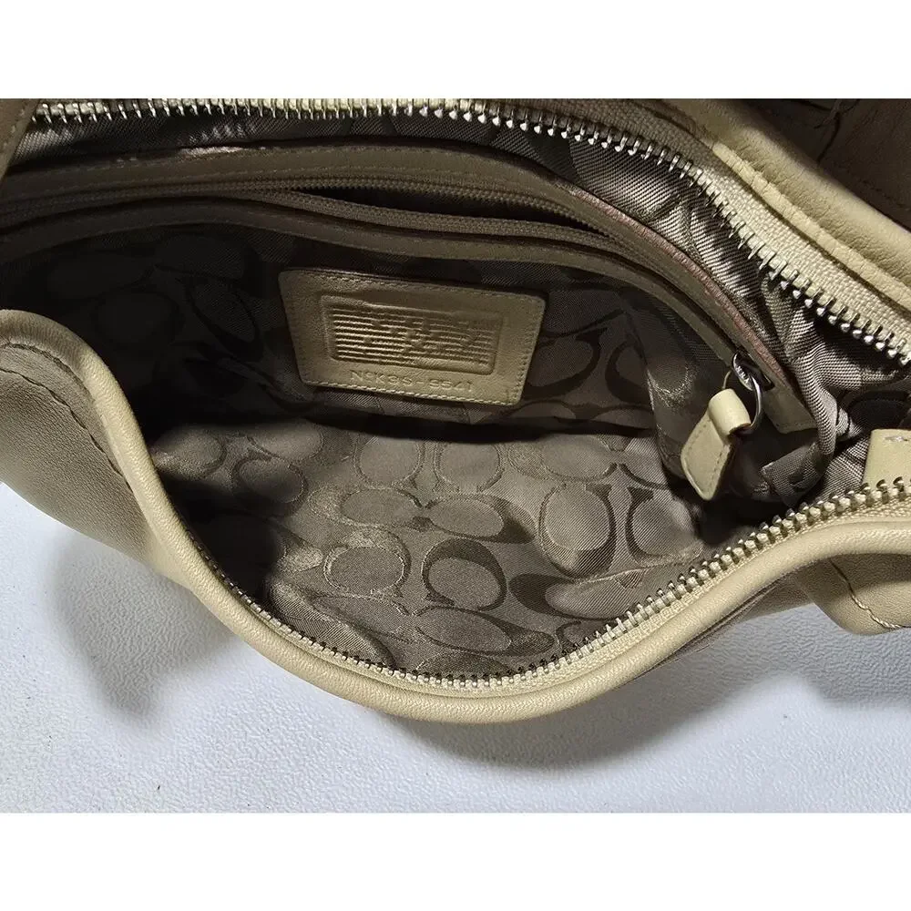 Vintage Coach Y2K Beige Leather Soho Hobo Shoulder Bag 9541 - Picture 12 of 15
